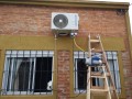 tecnico-en-aire-acondicionado-instalacion-reparacion-small-2