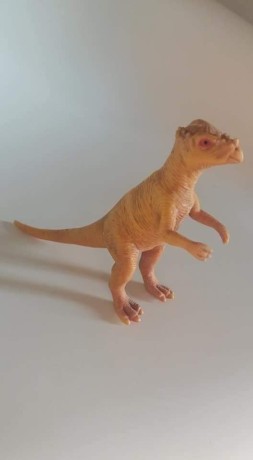dinosaurio-alto-8-cm-x-8-x-3-cm-big-2