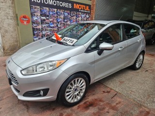 Ford Fiesta SE Plus 1.6 2014