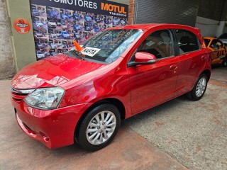 Toyota Etios XLS 1.5 MT 2015