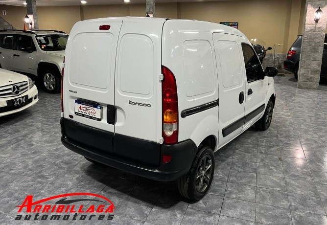 renault-kangoo-confort-furgon-ph3-16-nafta-1p-2016-necochea-big-3