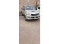 toyota-hilux-4x4-small-0