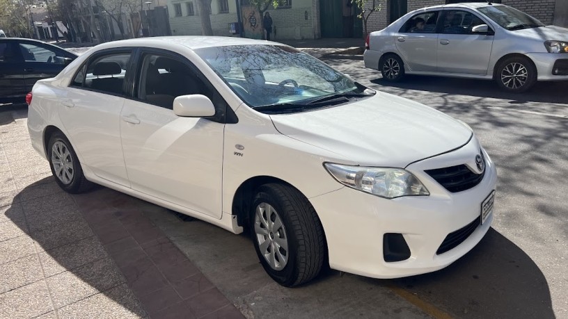 toyota-corolla-18-xli-l11-big-7