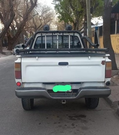 toyota-hilux-2003-big-2