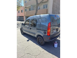 Kangoo 2012 5 puertas con GNC Aire primera mano