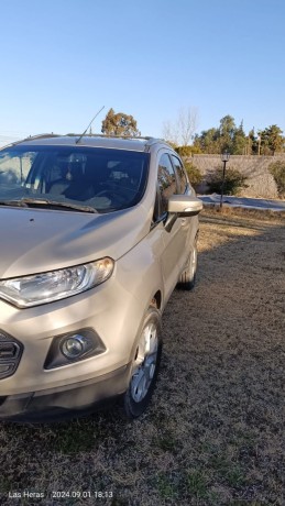 vendo-ecosport-kinetic-titanium-2015-big-8