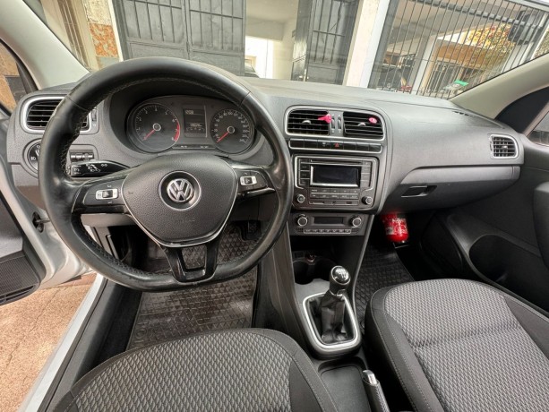 volkswagen-polo-16-comfortline-4ptas-l16-big-4