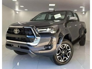 TOYOTA HILUX SRX AT 4X4 0.KM