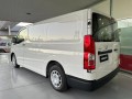 toyota-hiace-28-furgon-l1h1-l23-small-4