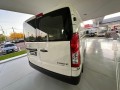 toyota-hiace-28-furgon-l1h1-l23-small-5