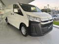 toyota-hiace-28-furgon-l1h1-l23-small-2