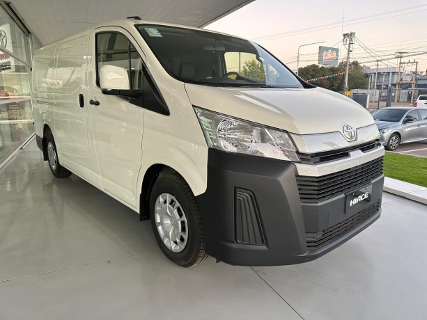 toyota-hiace-28-furgon-l1h1-l23-big-2