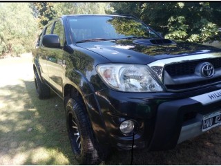 TOYOTA HILUX 4x4 SR AÑO 2009 doble cabina