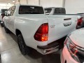 toyota-hilux-l21-24-dc-4x2-tdi-sr-small-1