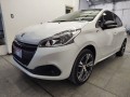 peugeot-208-gt-thp-16-small-0