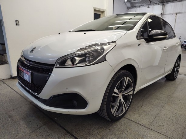 peugeot-208-gt-thp-16-big-0