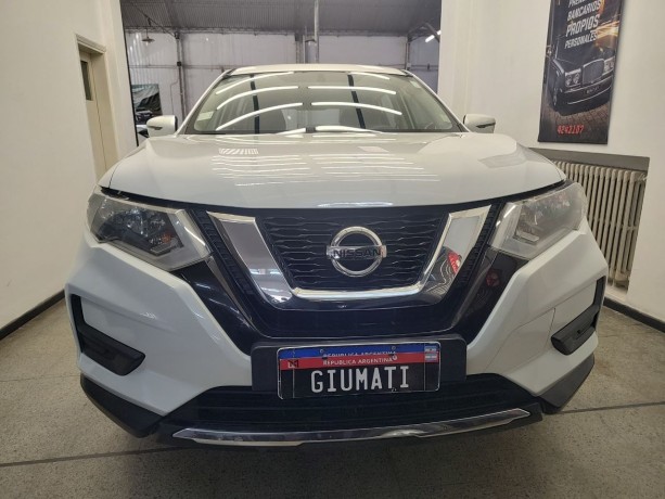 nissan-xtrail-25-cvt-4x2-big-3