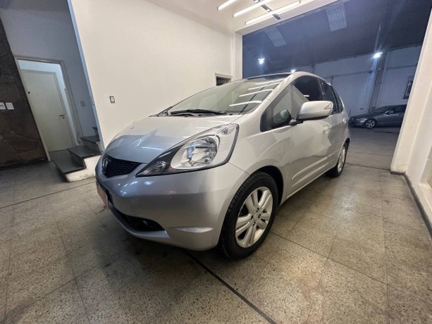 honda-fit-vt-exl-14-2010-big-8