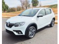 renault-sandero-ii-16-16v-intens-cvt-l19-small-0