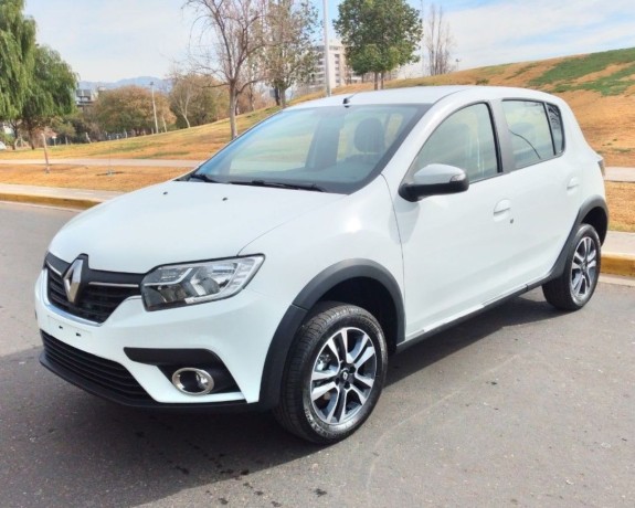 renault-sandero-ii-16-16v-intens-cvt-l19-big-0