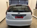 ford-fiesta-16-ambiente-2013-small-3