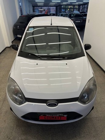 ford-fiesta-16-ambiente-2013-big-5