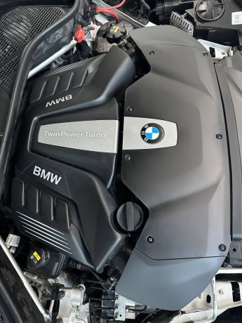 bmw-x6-50i-v8-m3-big-9