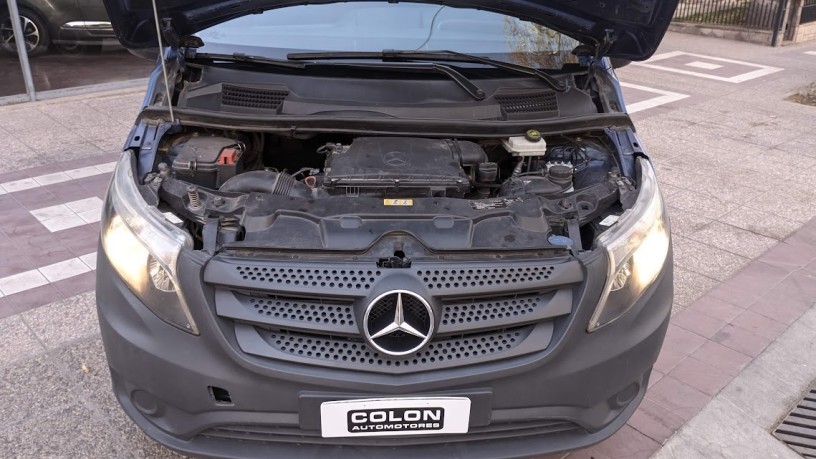 mercedes-benz-vito-111-cdi-furgon-mixto-aa-big-12