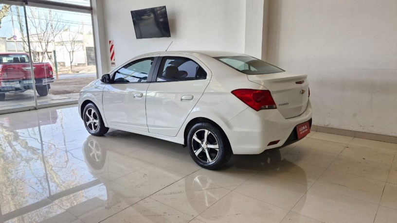 chevrolet-prisma-ltz-14-mt-98cv-l17-big-2