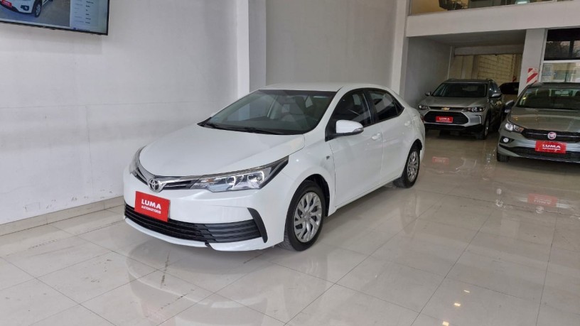 toyota-corolla-18-xli-l17-big-0