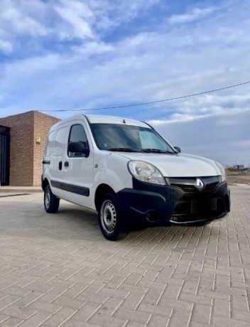 vendo-kangoo-2017-big-2