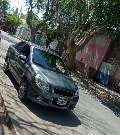 chevrolet-aveo-2012-big-0