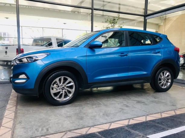 hyundai-tucson-20-n-6at-big-3