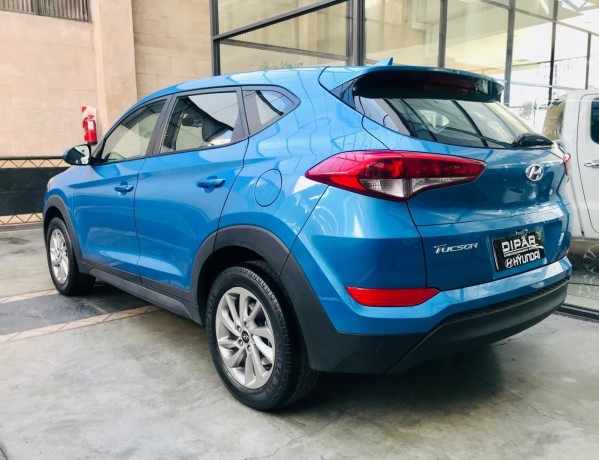 hyundai-tucson-20-n-6at-big-8