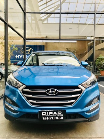 hyundai-tucson-20-n-6at-big-1