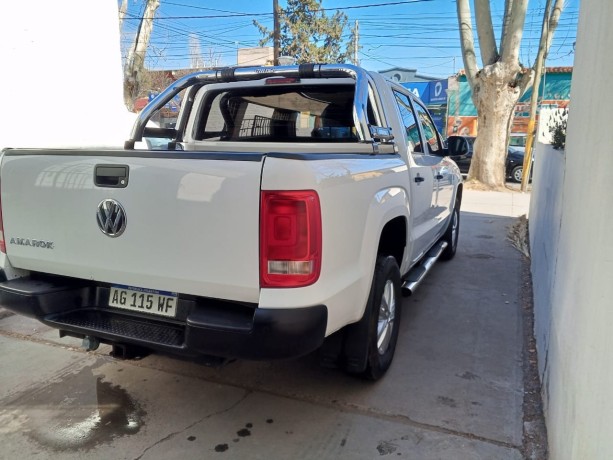 vw-amarok-trendline-2023-con-26000-km-big-3