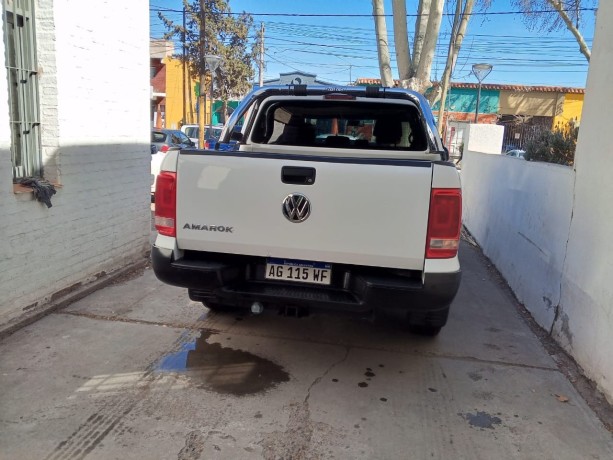 vw-amarok-trendline-2023-con-26000-km-big-4