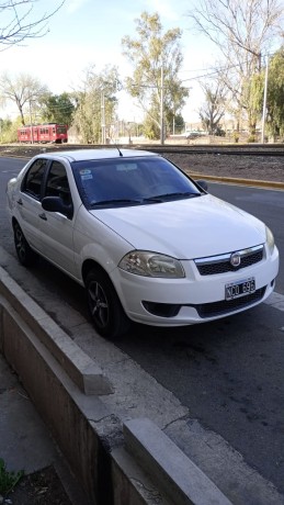 fiat-siena-14-el-f4-2013-big-2