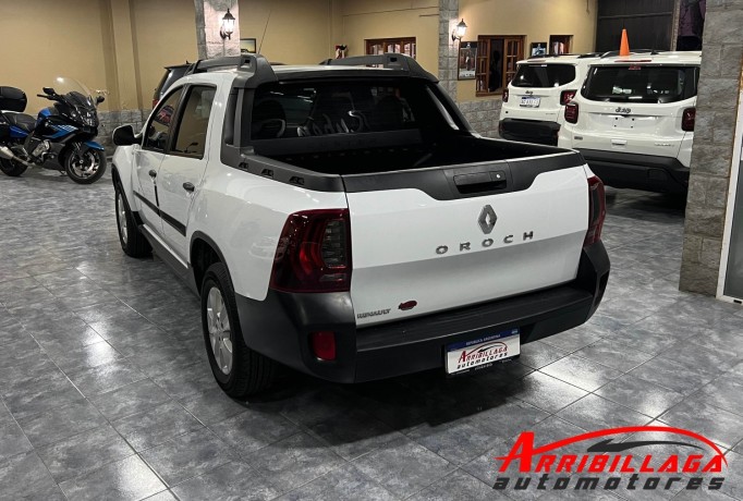 renault-duster-oroch-dynamique-16-cgnc-2017-necochea-big-2