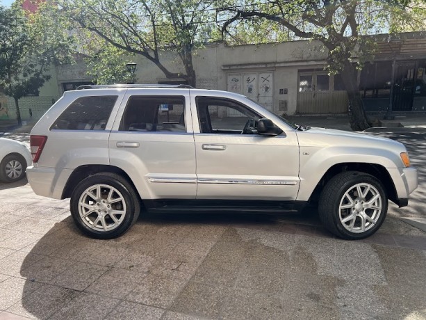 jeep-grand-cherokee-limited-30-crd-218cv-big-3