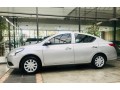 nissan-versa-at-small-2