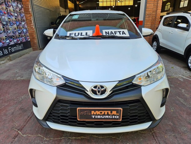 toyota-yaris-xs-15-6mt-0km-2024-big-1