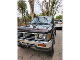 Toyota Hilux 2.8 D/cab 4x4 D Dlx como SR5 Original Excelente Estado