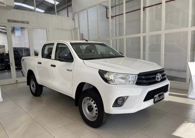 toyota-hilux-dx-24d-dc-4x4-0km-big-5