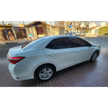 toyota-corolla-18-xei-big-0