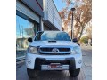 toyota-hilux-4x4-small-0