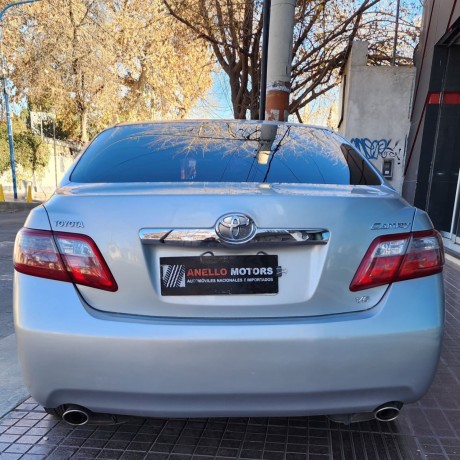 toyota-camry-v6-big-1