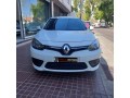 renault-fluence-16-small-0