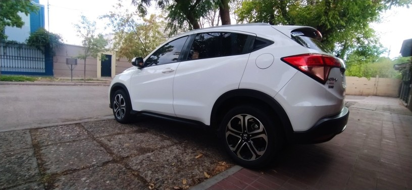 honda-hrv-ex-cvt-2016-excelente-big-2