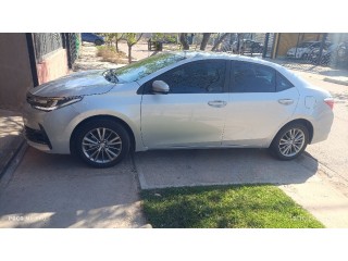 Vendo Toyota Corolla 2017 con 78000 km